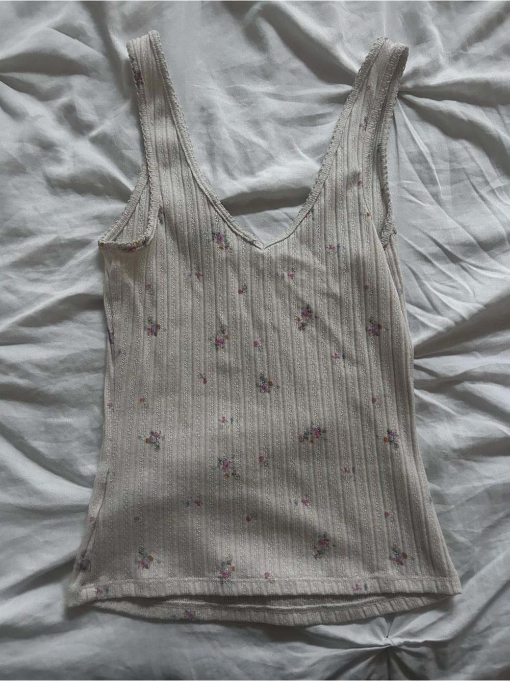 Universal Thread Cream Ribbed Floral Tank Top - Picture 2 of 3